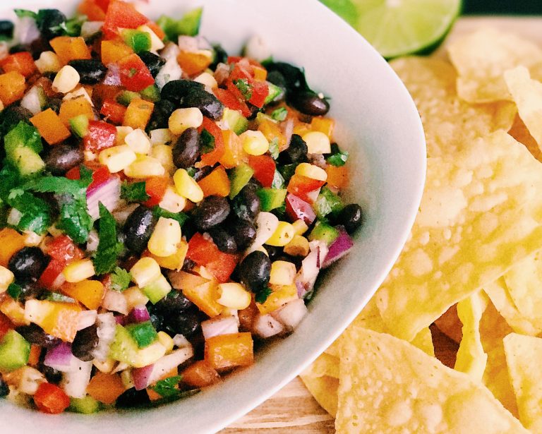 Black bean and corn salsa recipe with tortilla chips