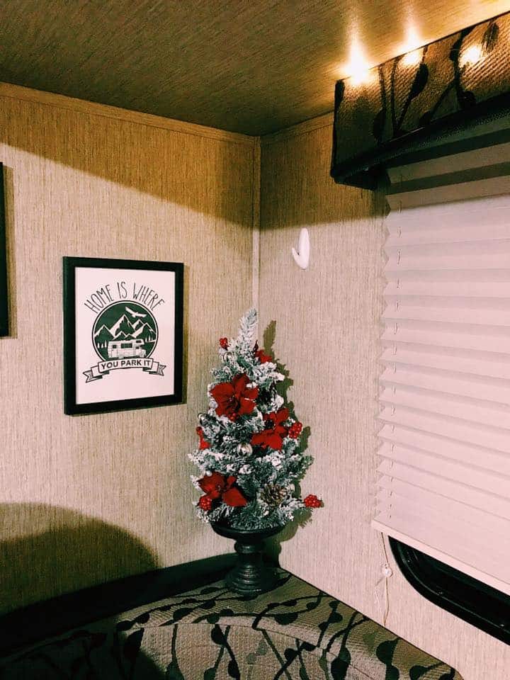 Decorating an RV for Christmas