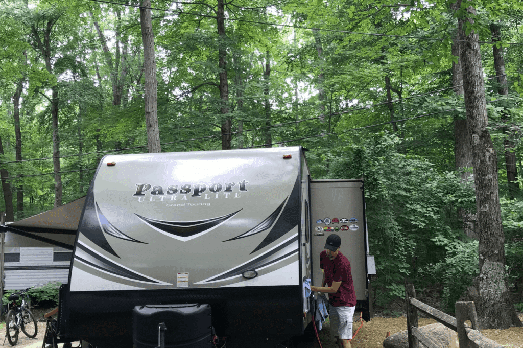 Learn the Art of Letting Go through Full-Time RV Living - TREKKN ...