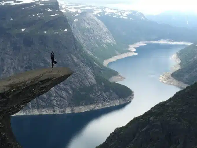 most beautiful day hikes in the world