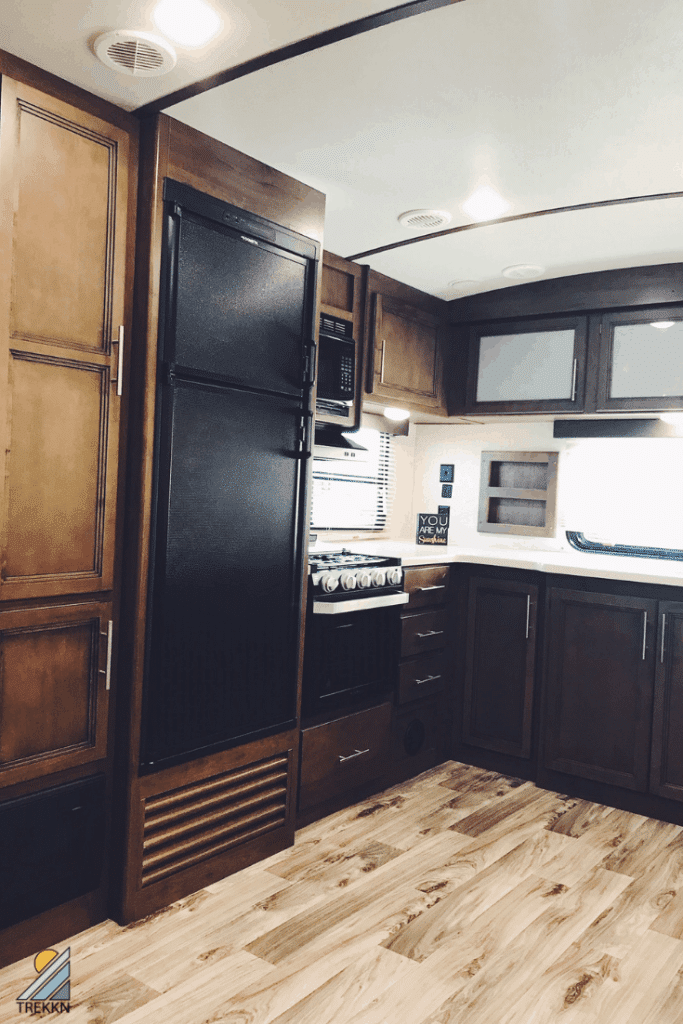 RV Tour of the Month: 2020 Keystone Cougar 30RKD Couples ...
