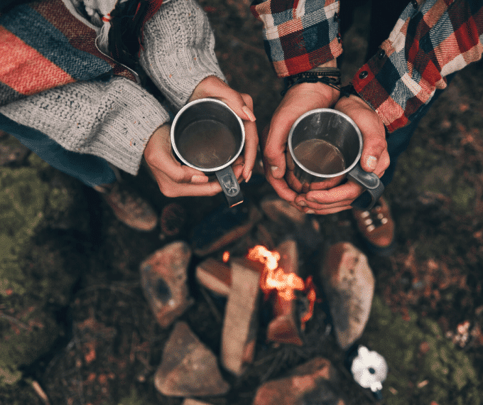 15 Easy Hot Chocolate Recipes to Make While Camping - TREKKN