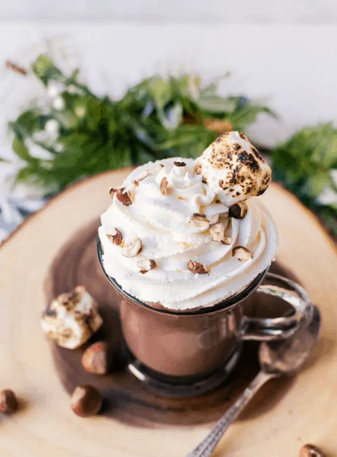 15 Easy Hot Chocolate Recipes to Make While Camping - TREKKN