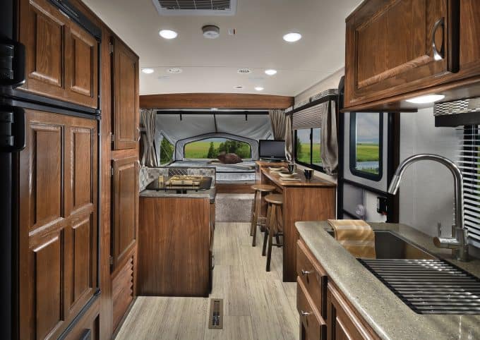 Palomino SolAire eXpandable Hybrid Camper