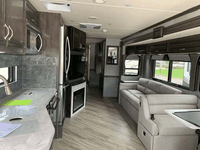 private rv lots for rent