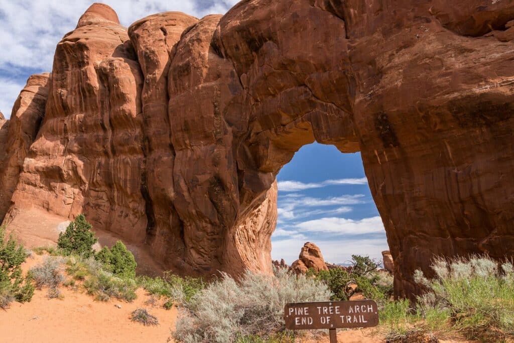must do hike in arches national park