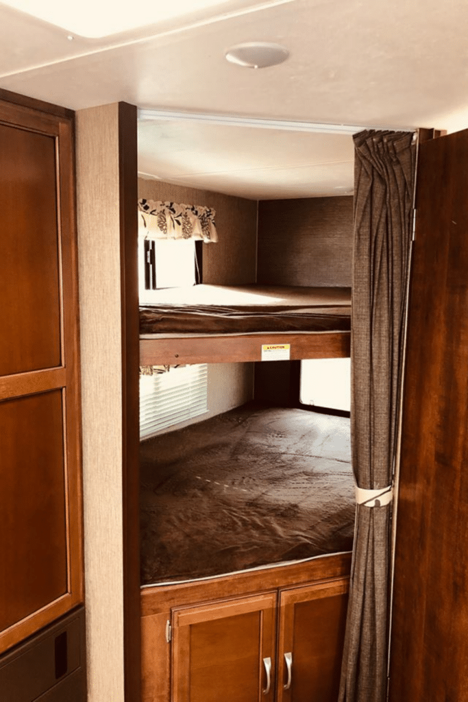 Keystone travel trailer bunk beds