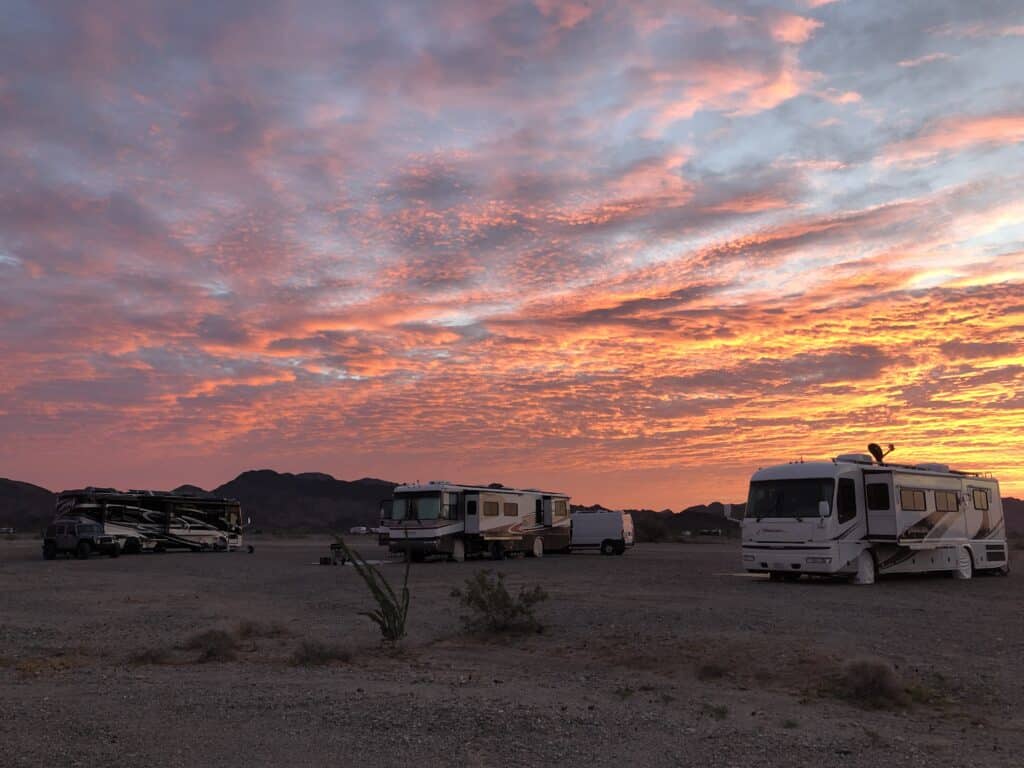 RV boondocking with friends